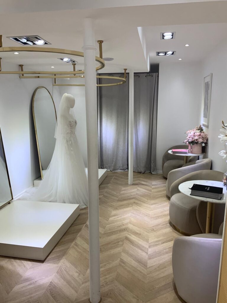 essayage robe mariee privatise saint germain en laye apmparis.webp 1